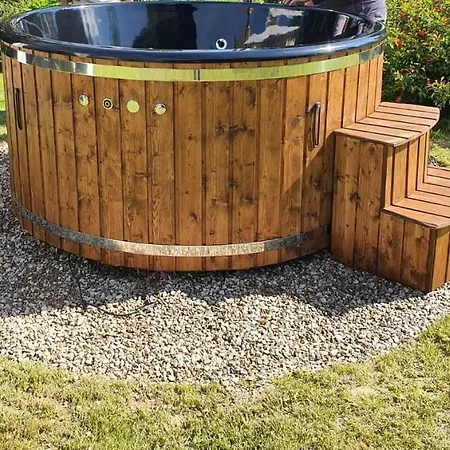 U Beaty Lantgård Frydman