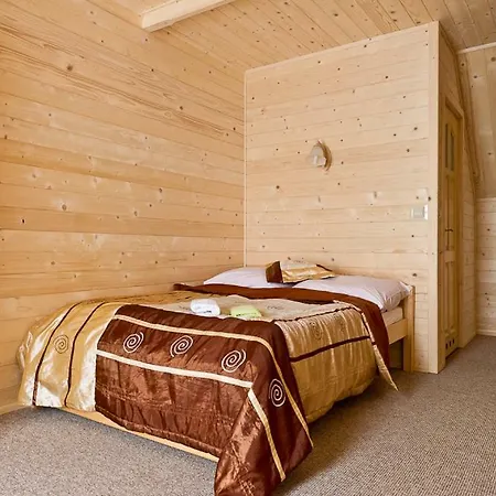 U Beaty Lantgård Frydman